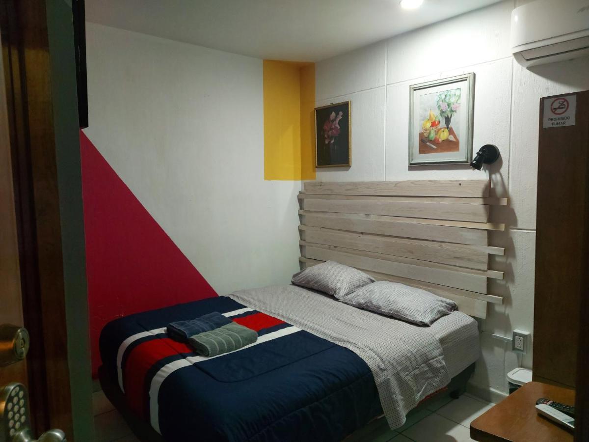 Casa D Miros Familias , Grupos Y Empresas Max 20 P Hotell Guadalajara Eksteriør bilde